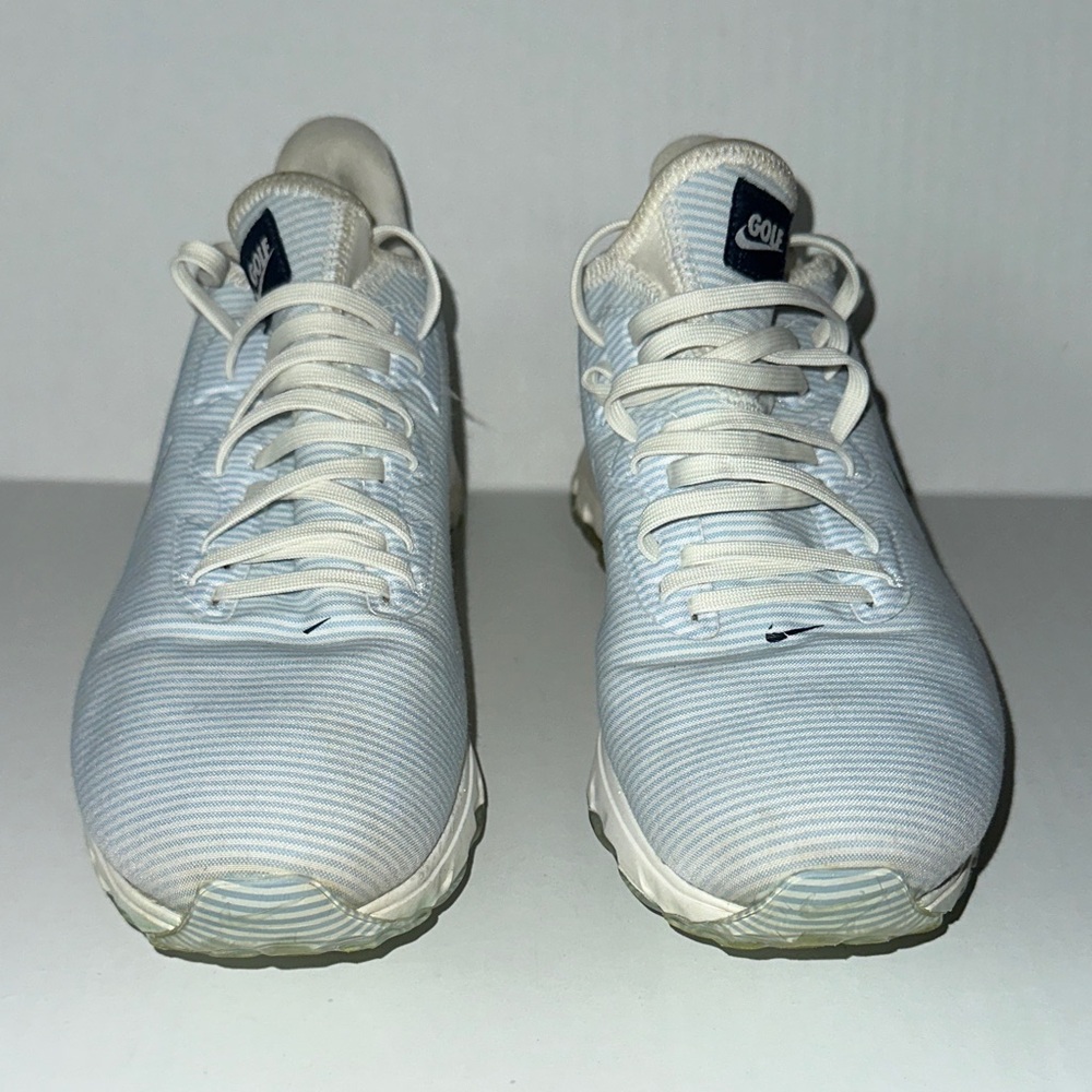 Nike Men's White and Blue golf shoes spikes size 7.5 men’s